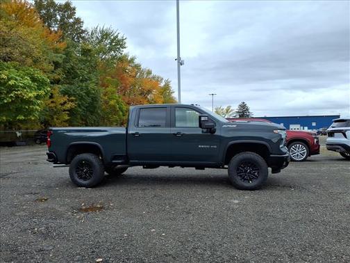2026 Chevrolet Silverado 2500 Crew Cab, Standard Bed, XR2, 4WD
