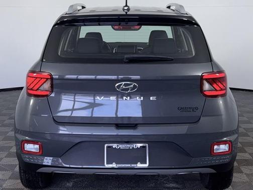 2024 Hyundai VENUE Limited