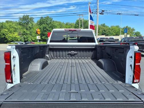 Summit White 2026 Chevrolet Silverado 2500 LT