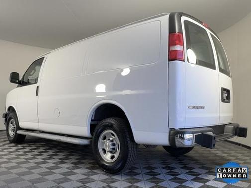2023 Chevrolet Express 2500 RWD 2500 Regular Wheelbase WT