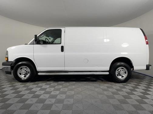 2023 Chevrolet Express 2500 RWD 2500 Regular Wheelbase WT