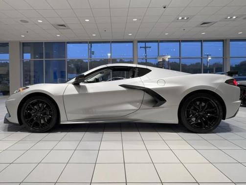 2026 Chevrolet Corvette Stingray w/3LT