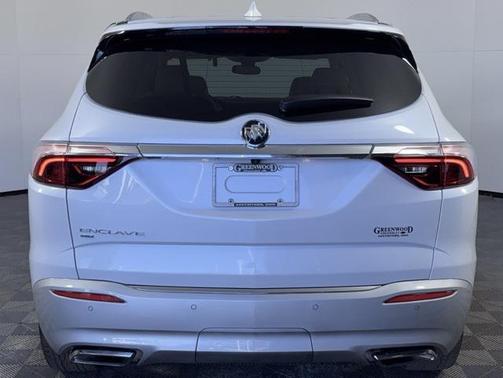 2023 Buick Enclave Essence AWD