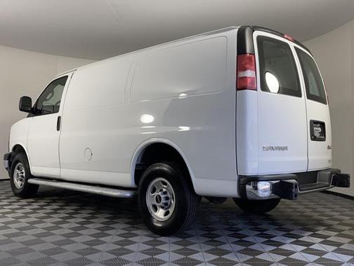 2023 GMC Savana 2500 Work Van