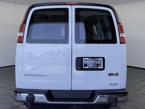 2023 GMC Savana 2500 Work Van