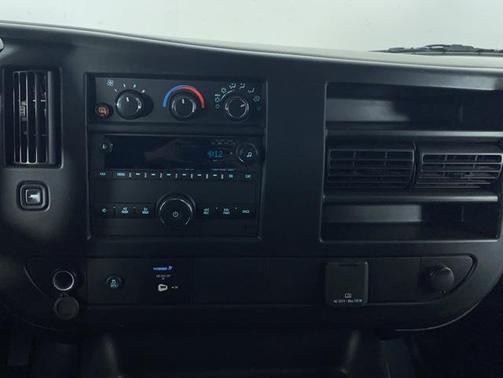 2023 GMC Savana 2500 Work Van
