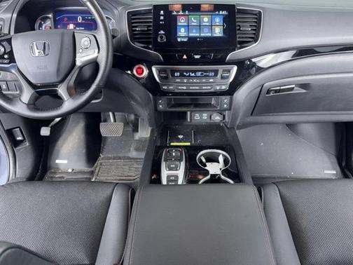 2024 Honda Passport AWD Black