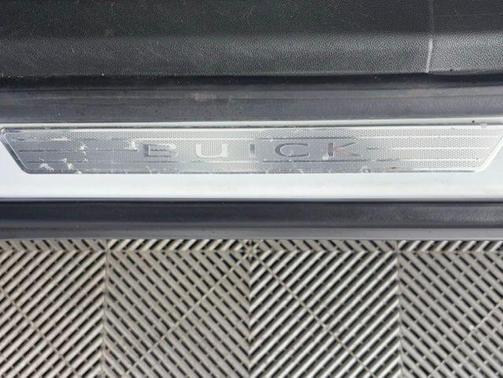 White Frost Tricoat 2023 Buick Encore GX Essence