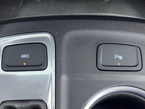Sterling Gray Metallic 2023 Chevrolet Equinox 1LT