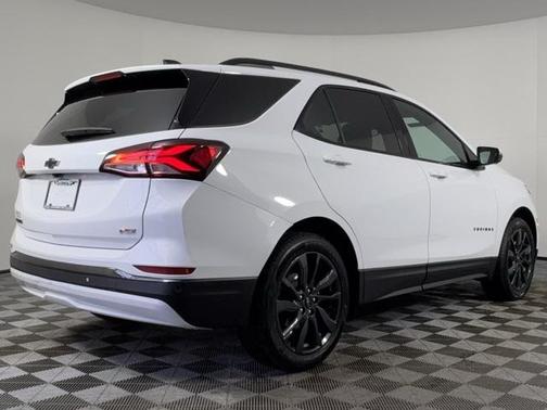 2023 Chevrolet Equinox FWD RS
