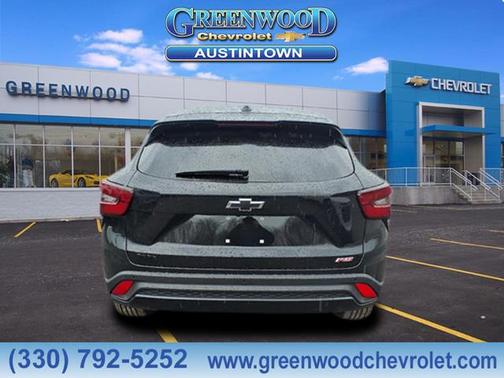 Mosaic Black Metallic 2026 Chevrolet Trax FWD 1RS