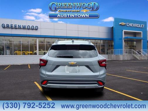 2025 Chevrolet Trax LT
