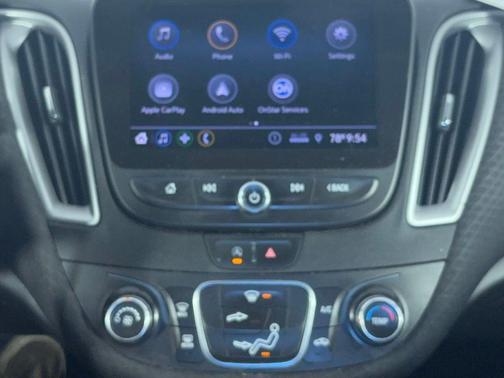 Mosaic Black Metallic 2020 Chevrolet Malibu FWD RS
