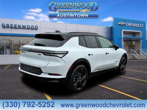 Polar White Tricoat 2026 Chevrolet Equinox EV RS