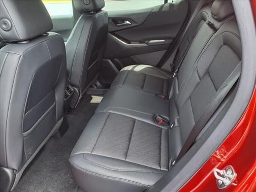 Radiant Red Tintcoat 2026 Chevrolet Equinox 1LT