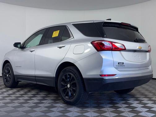 Silver Ice Metallic 2020 Chevrolet Equinox 1LT