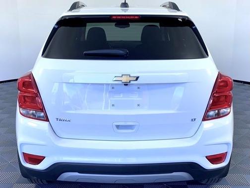 Photo 4 of 32 of 2019 Chevrolet Trax LT