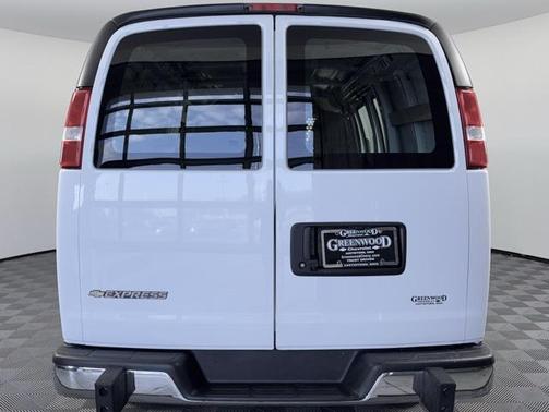 2024 Chevrolet Express 2500 RWD 2500 Regular Wheelbase WT
