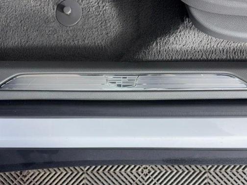 Crystal White Tricoat 2023 Cadillac XT5 Premium Luxury