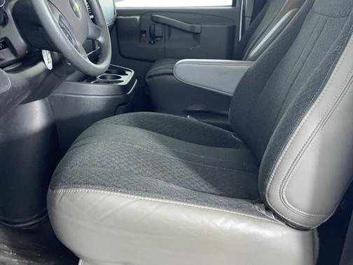 2023 Chevrolet Express 2500 RWD 2500 Regular Wheelbase WT