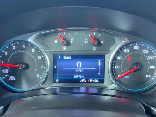 Blue Glow Metallic 2023 Chevrolet Equinox LS