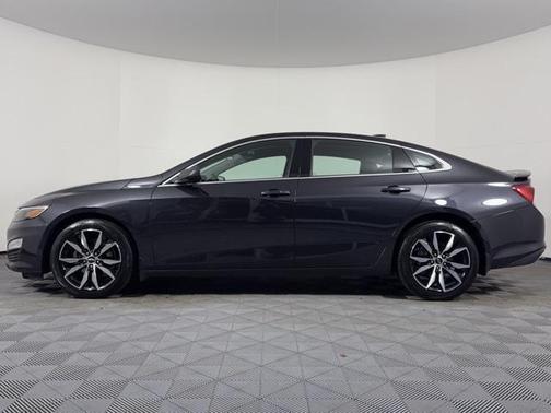 2022 Chevrolet Malibu FWD RS