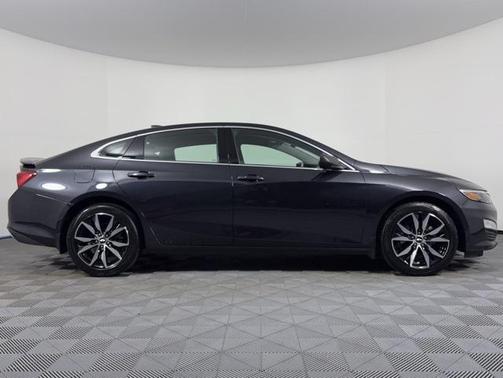 2022 Chevrolet Malibu FWD RS