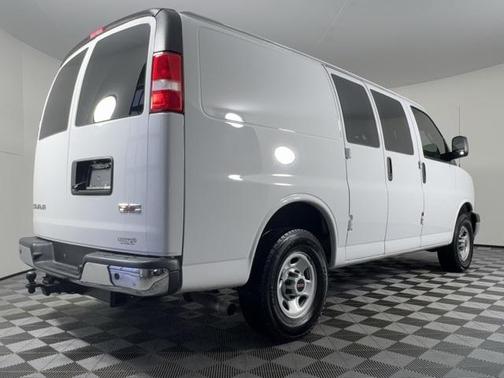 2021 GMC Savana 2500 Work Van