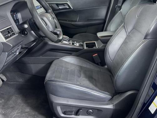 2023 Mitsubishi Outlander PHEV SE S-AWC