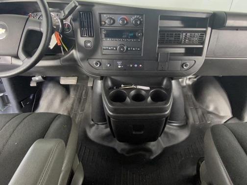 2022 Chevrolet Express 2500 RWD 2500 Regular Wheelbase WT