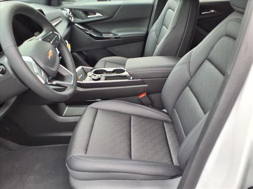 Summit White 2026 Chevrolet Equinox 1LT
