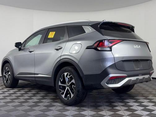 Steel Gray 2024 Kia Sportage EX