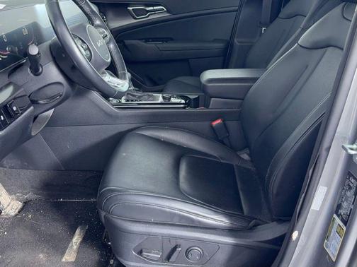 Steel Gray 2024 Kia Sportage EX