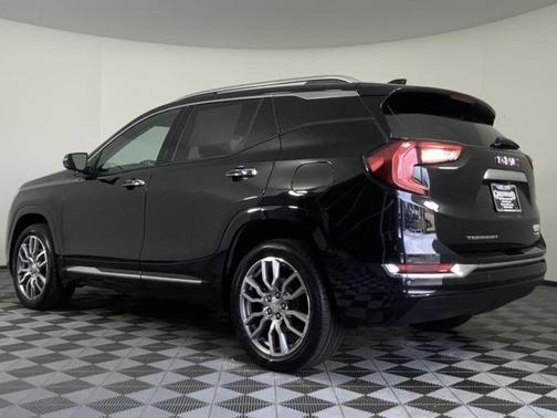 2022 GMC Terrain Denali