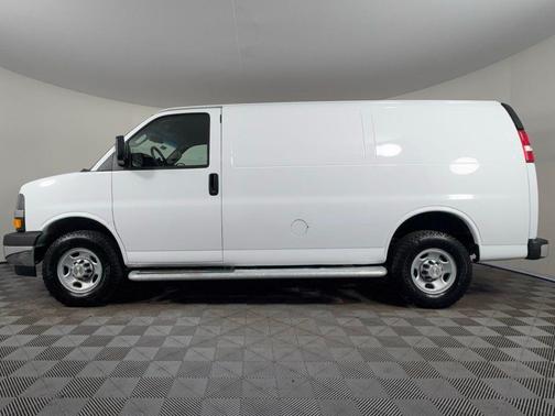 2024 Chevrolet Express 2500 Work Van