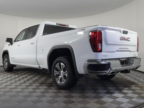 2023 GMC Sierra 1500 SLE