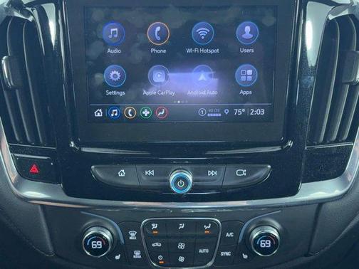 Silver Sage Metallic 2023 Chevrolet Traverse LT Cloth