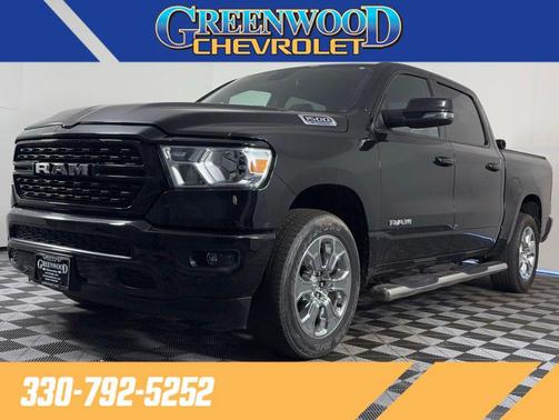 Diamond Black Crystal Pearlcoat 2023 RAM 1500 Big Horn/Lone Star