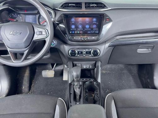 Sterling Gray Metallic 2023 Chevrolet Trailblazer LT