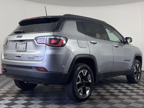 Billet Silver Metallic Clearcoat 2018 Jeep Compass Trailhawk