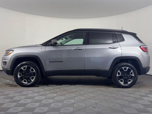 Billet Silver Metallic Clearcoat 2018 Jeep Compass Trailhawk