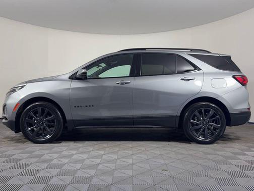 Sterling Gray Metallic 2023 Chevrolet Equinox FWD RS