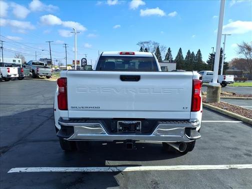 2026 Chevrolet Silverado 3500 LT