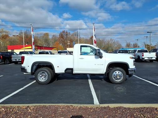 2026 Chevrolet Silverado 3500 LT