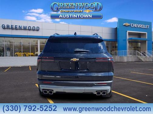 2025 Chevrolet Traverse LT