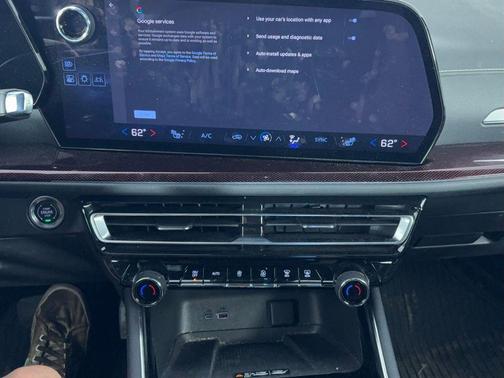 Mosaic Black Metallic 2025 Chevrolet Traverse AWD Z71