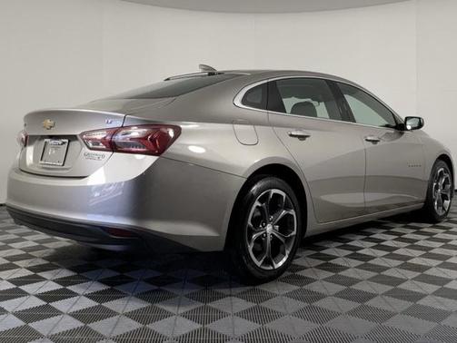 2022 Chevrolet Malibu FWD LT