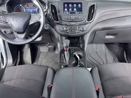 2022 Chevrolet Equinox FWD RS