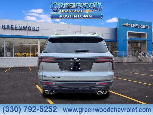 Sterling Gray Metallic 2026 Chevrolet Traverse LT