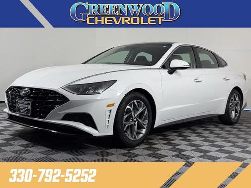 2022 Hyundai SONATA SEL
